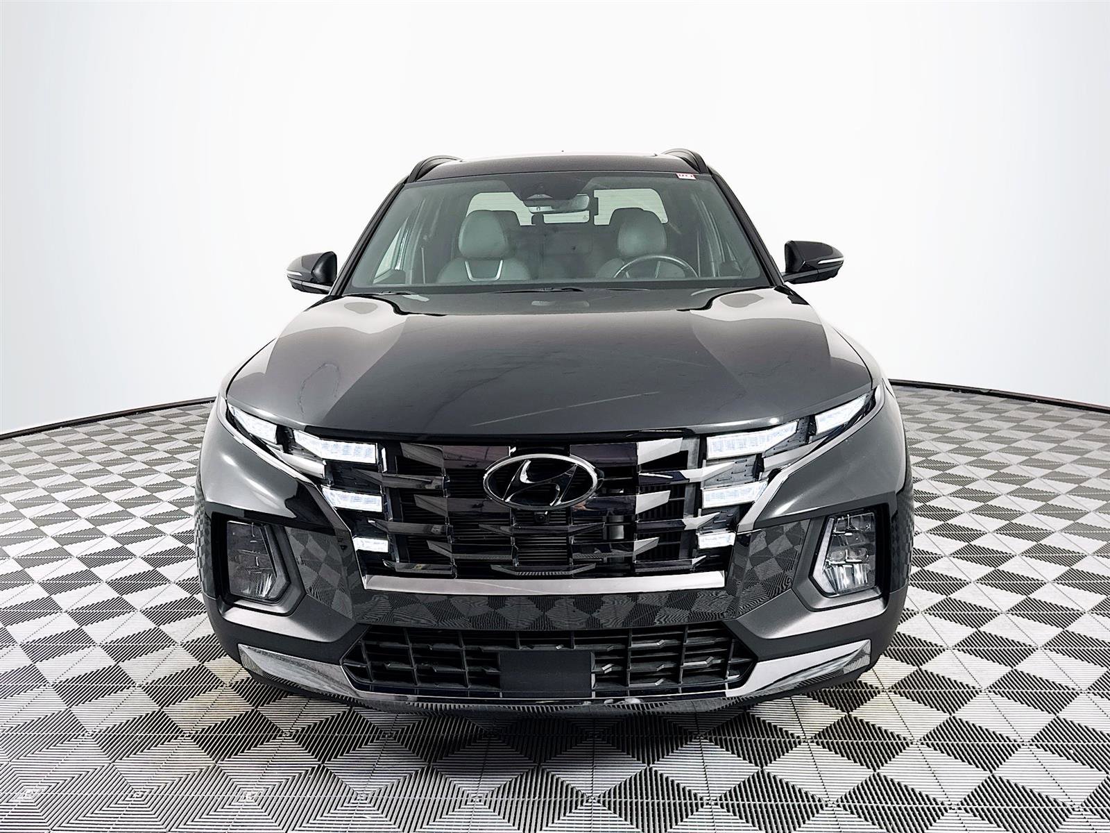 Certified 2024 Hyundai Santa Cruz Limited image 2