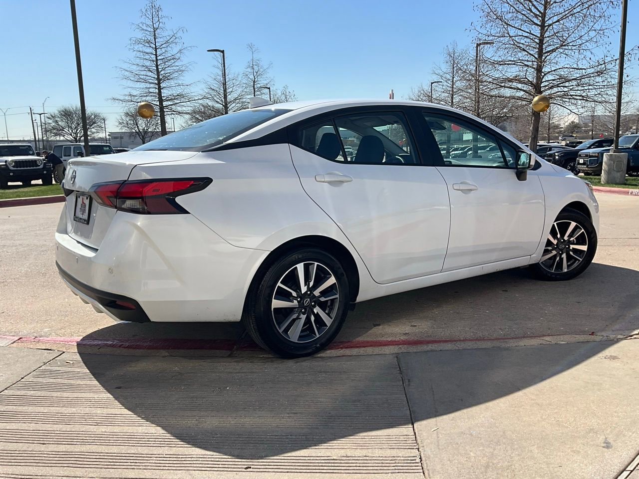 Used 2025 Nissan Versa SV image 6
