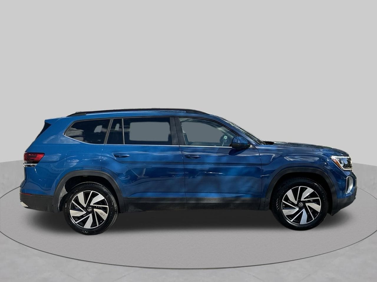 Used 2026 Volkswagen Atlas SE FWD image 6