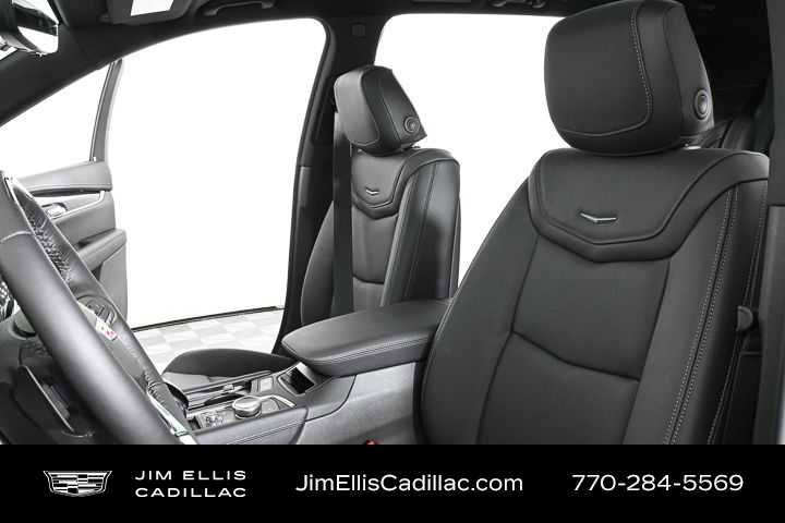 New 2025 Cadillac XT6 Premium Luxury w/ Technology Package image 7