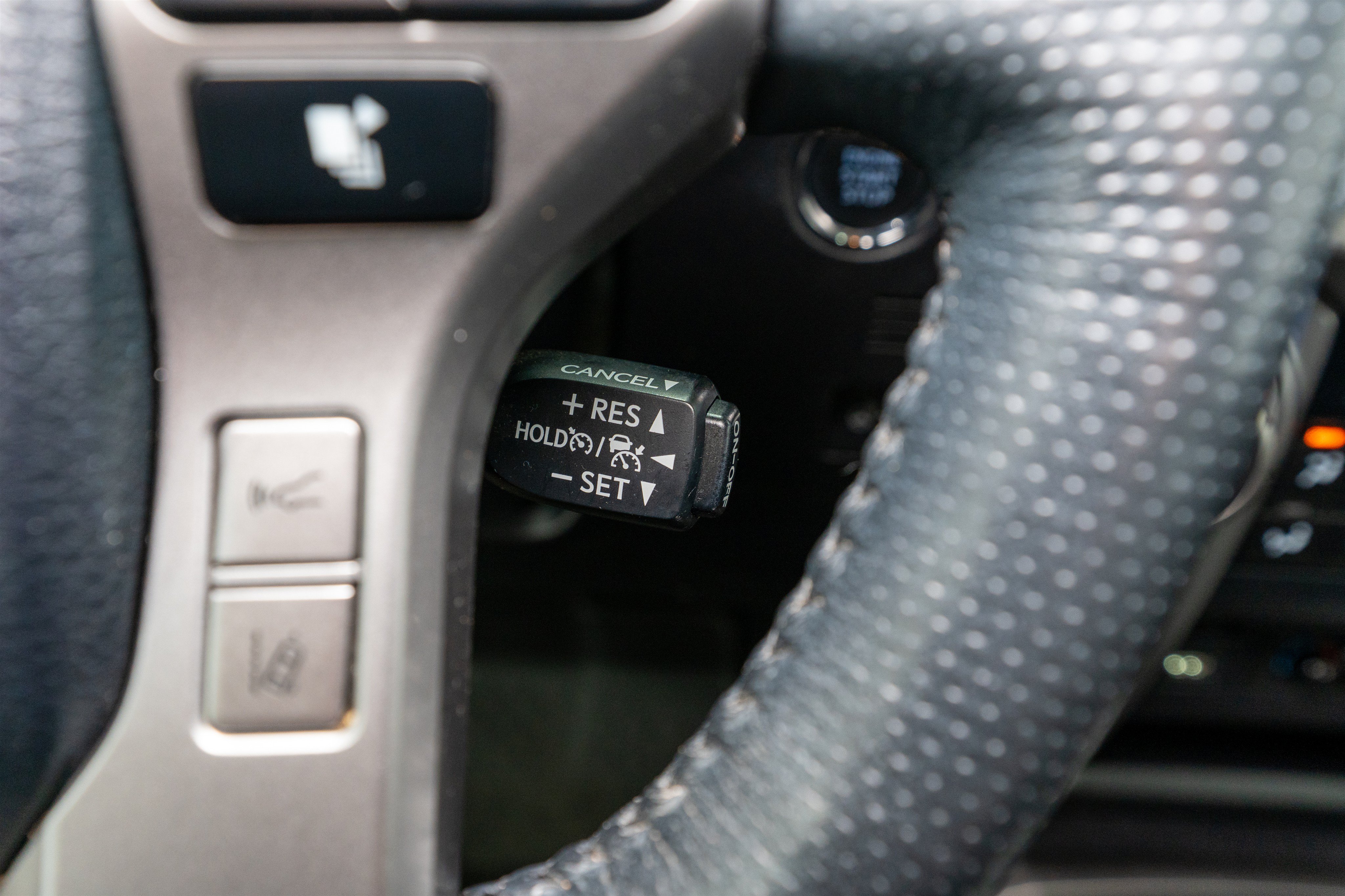 Used 2024 Toyota 4Runner Limited AWD/4WD image 30