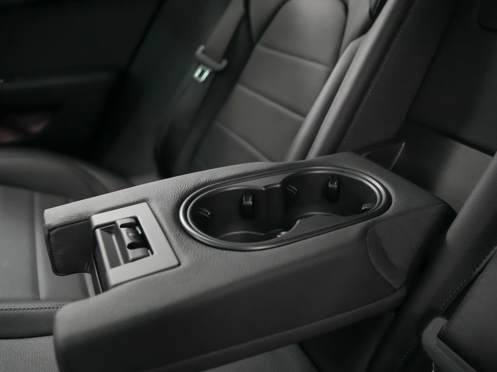 New 2026 Porsche Panamera 4 AWD/4WD image 18