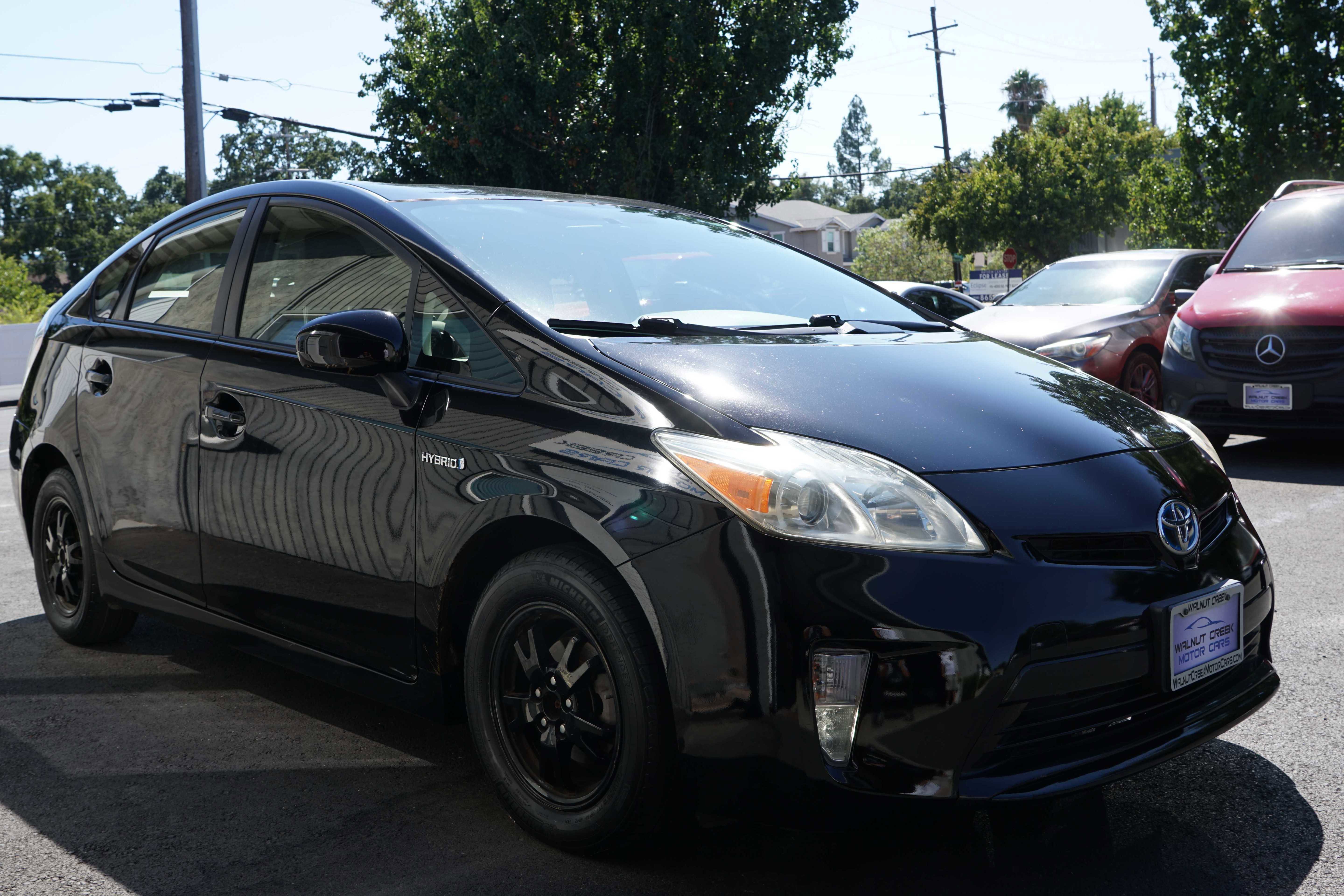 Used 2013 Toyota Prius Three image 8