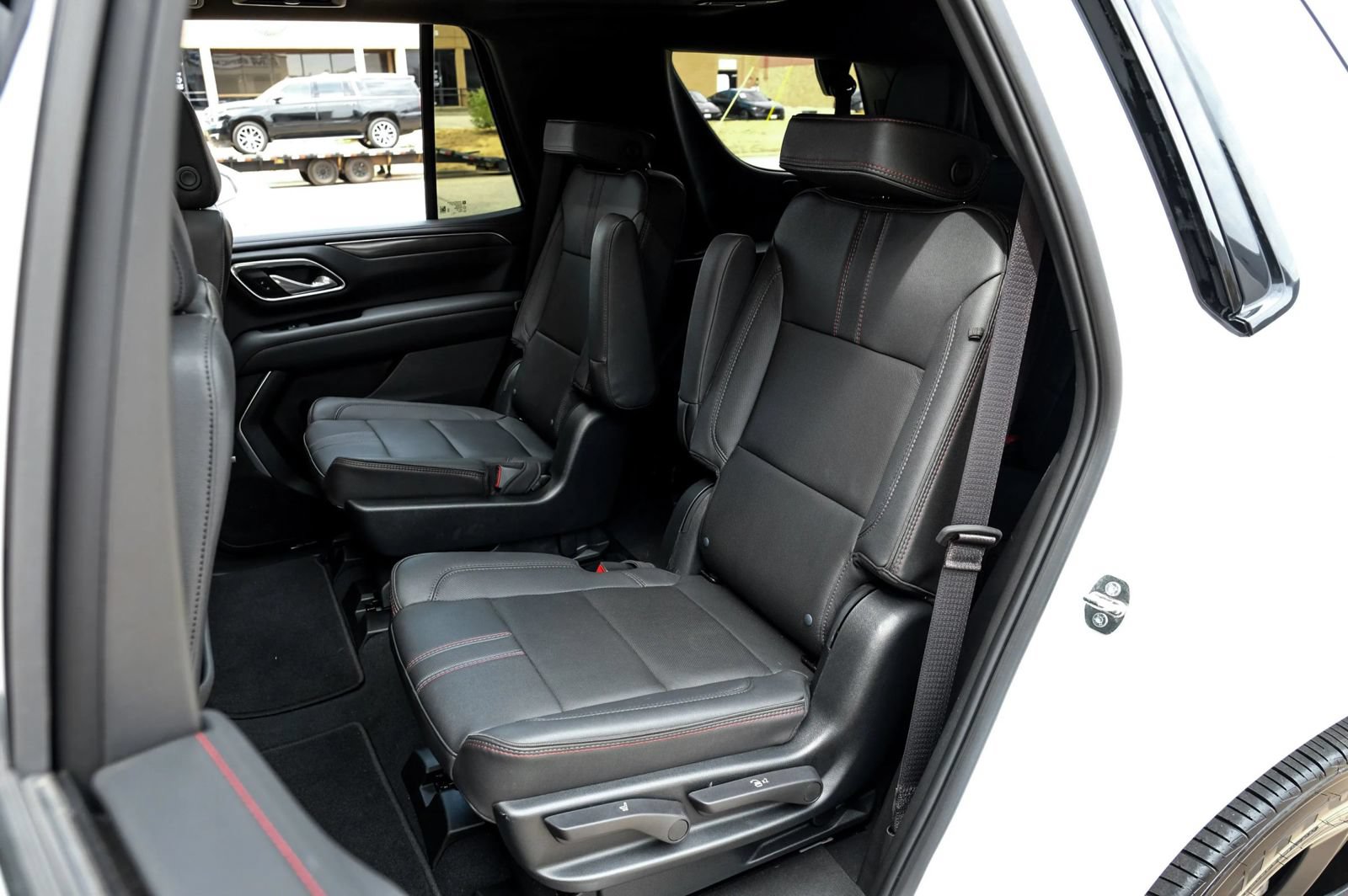 Used 2023 Chevrolet Tahoe RST w/ Luxury Package AWD/4WD image 49