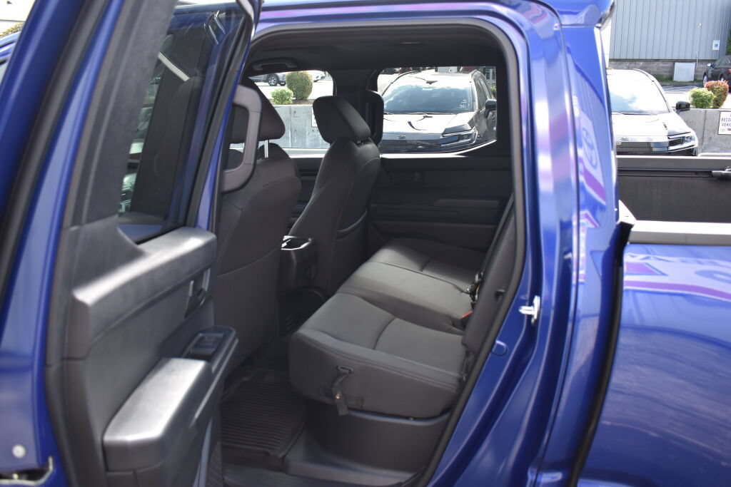 Certified 2025 Toyota Tacoma SR5 AWD/4WD image 20