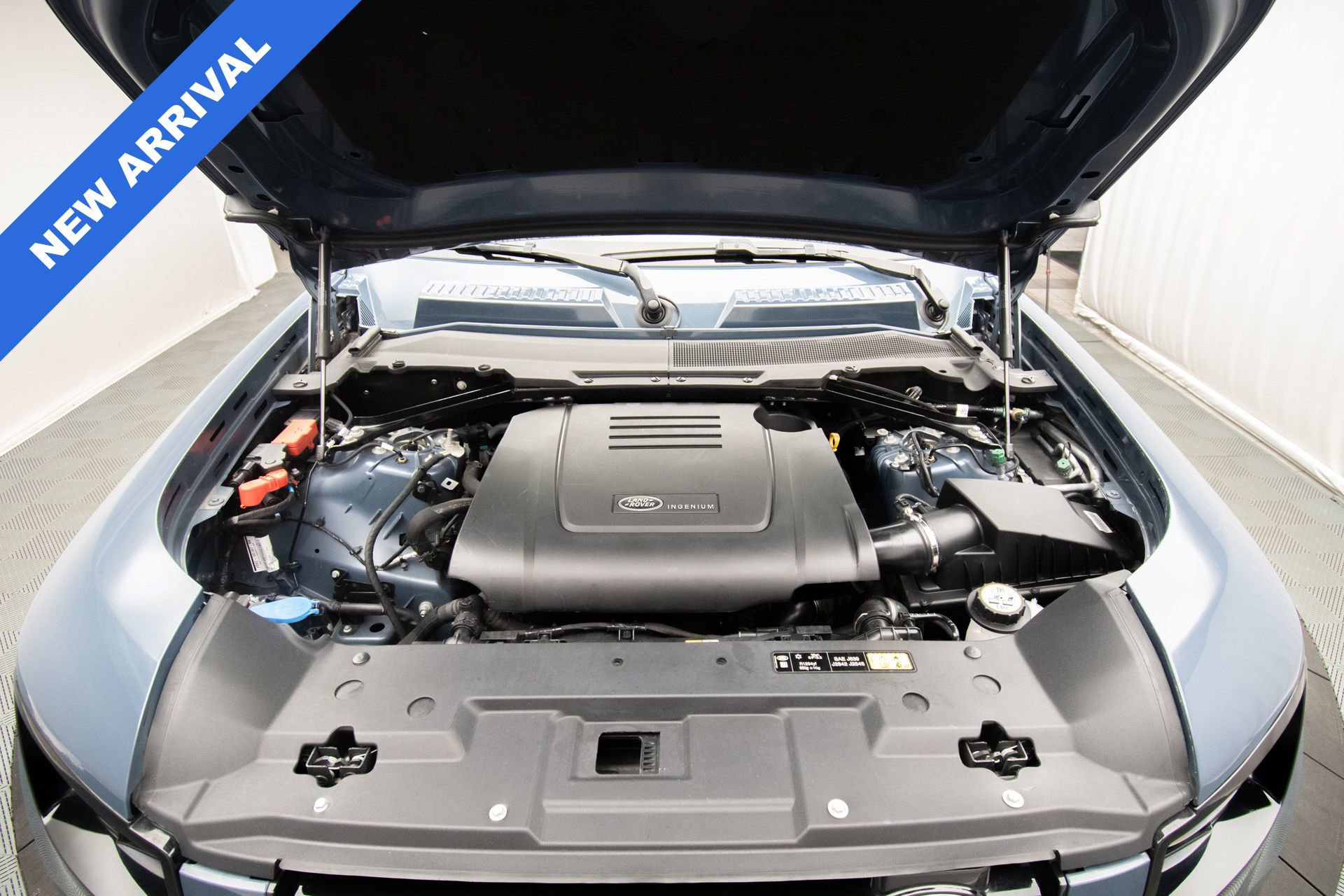 Used 2024 Land Rover Defender 110 S image 37