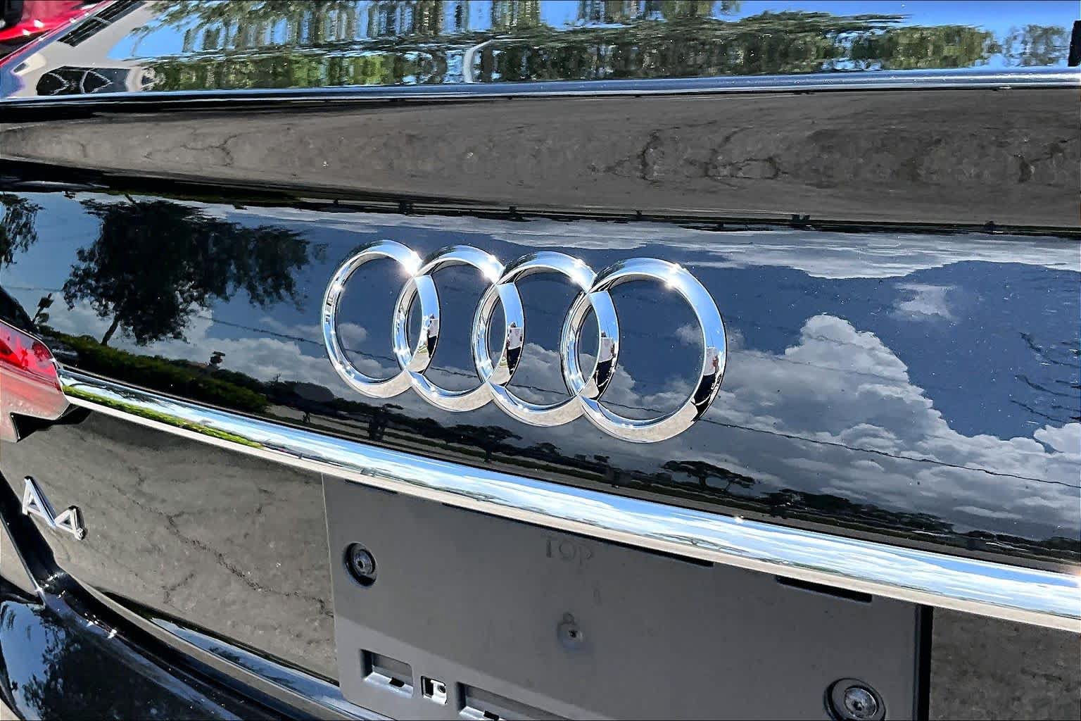 Used 2023 Audi A4 2.0T Prestige w/ Prestige Package AWD/4WD image 31