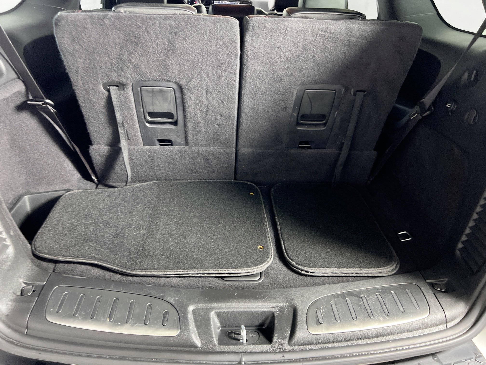 Used 2022 Dodge Durango R/T w/ Blacktop Package image 27