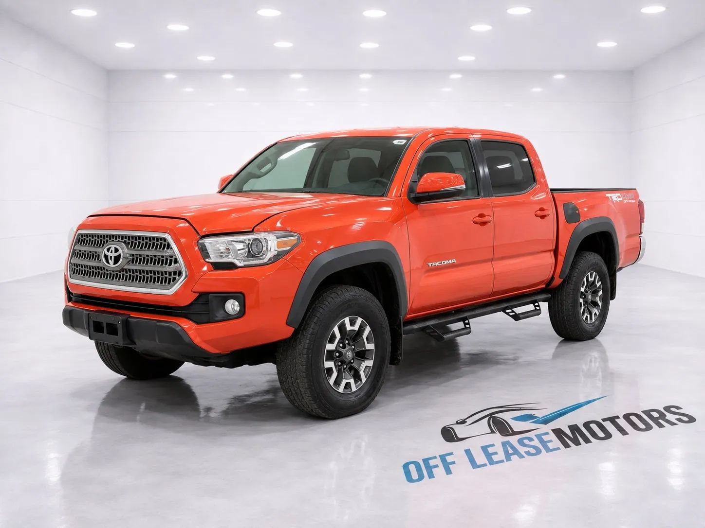 Used 2017 Toyota Tacoma TRD Off-Road w/ Tow Package (A/T) AWD/4WD image 1