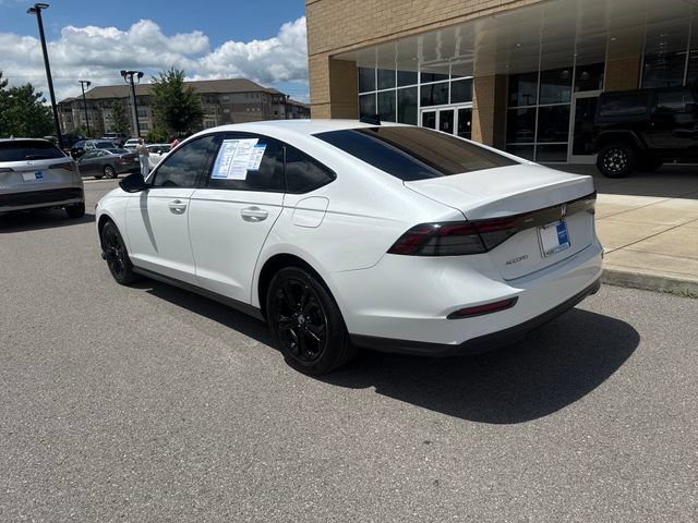 Certified 2025 Honda Accord SE image 2