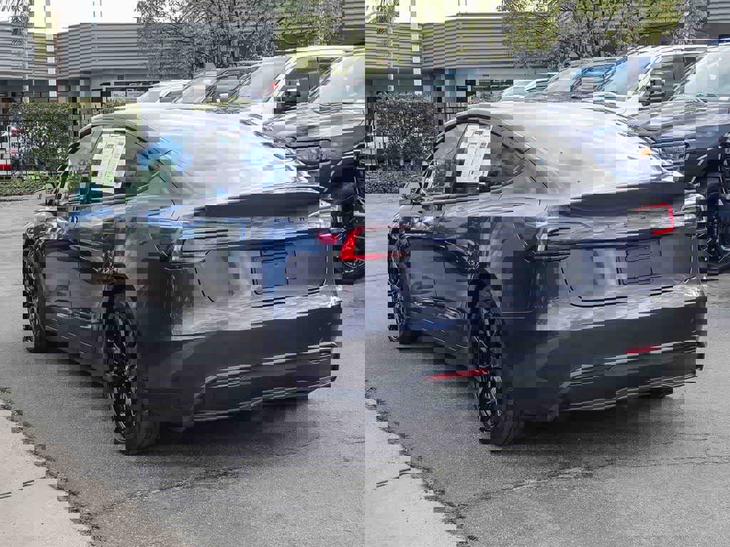 Used 2024 Tesla Model 3 Standard Range image 6