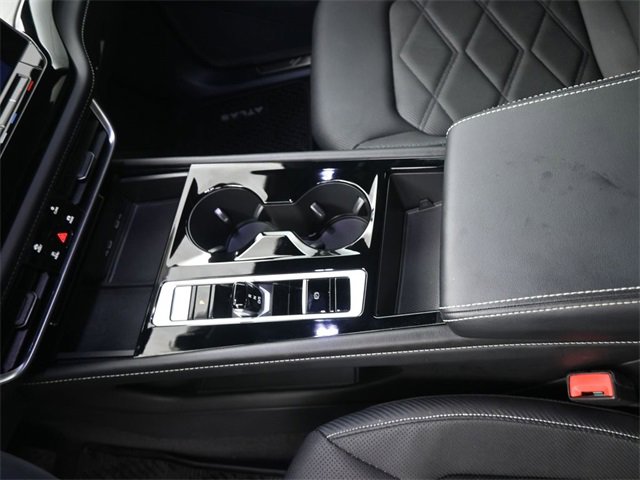 Certified 2024 Volkswagen Atlas Cross Sport SE image 31