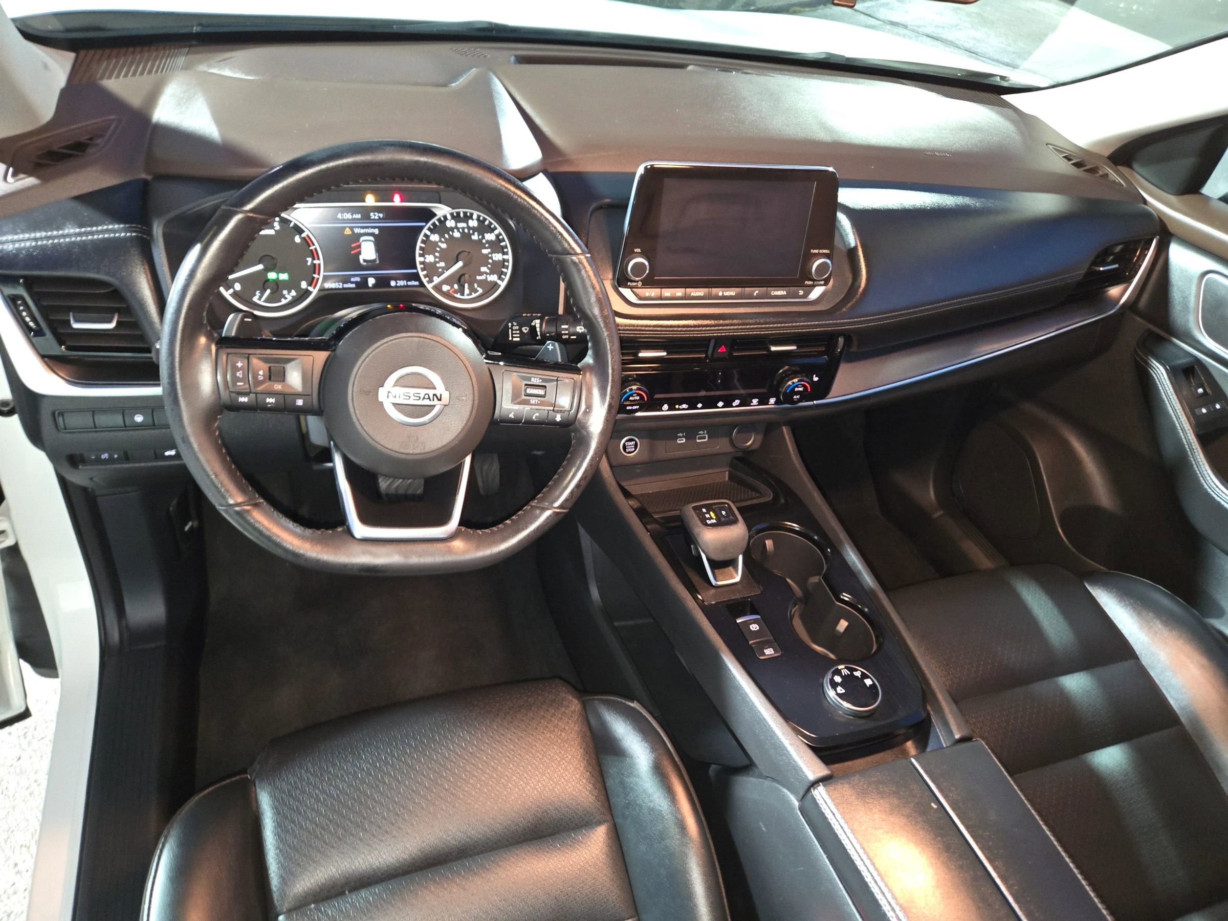 Used 2021 Nissan Rogue SV w/ Premium Package image 34