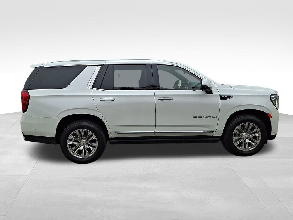 Used 2024 GMC Yukon Denali w/ Advanced Technology Package image 7