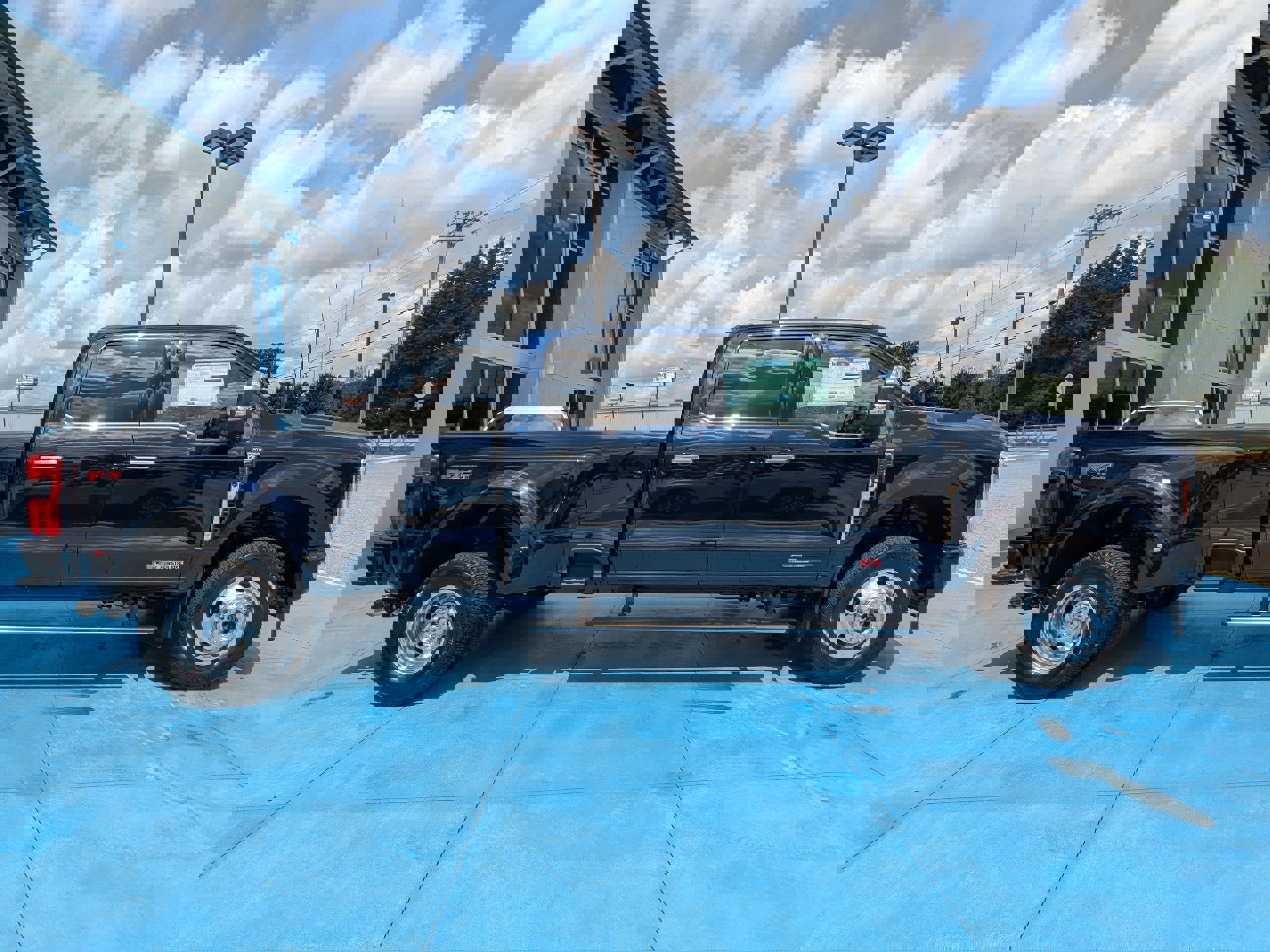 New 2025 Ford F350 Platinum image 3