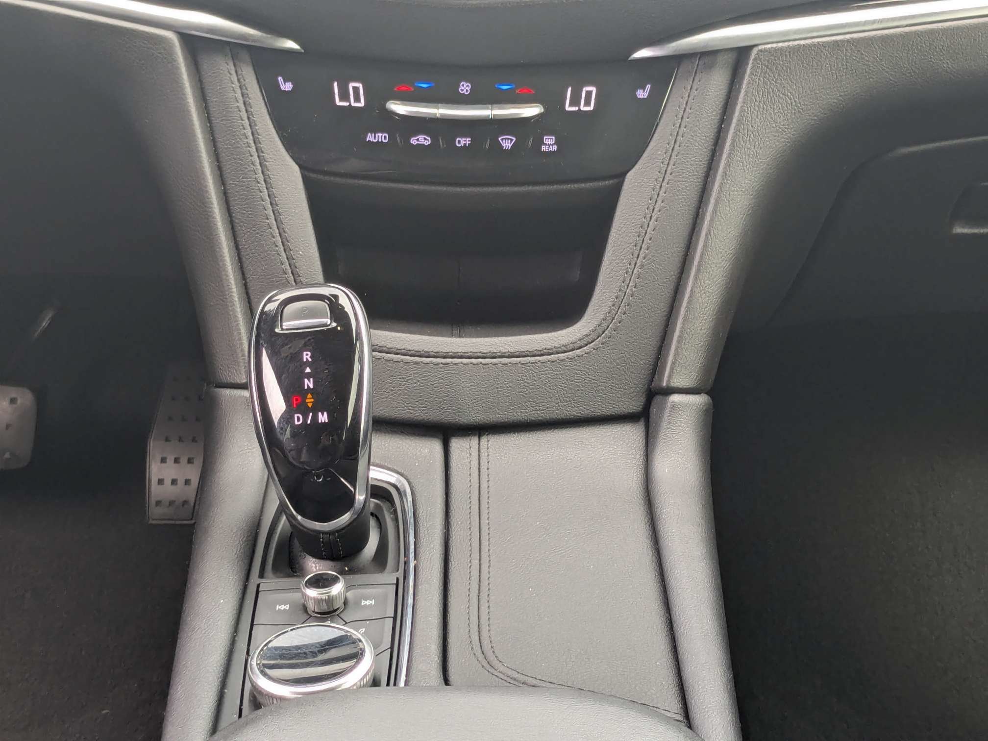 Used 2022 Cadillac XT5 Premium Luxury FWD image 24
