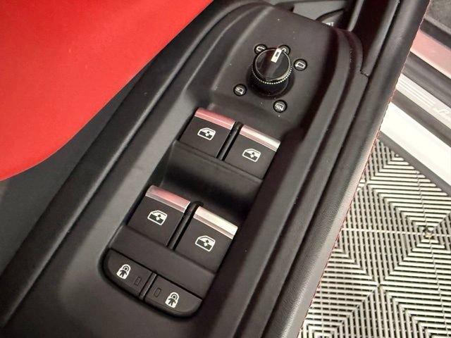 Used 2023 Lamborghini Urus S AWD/4WD image 22