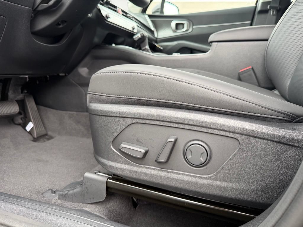 New 2026 Kia Sorento S AWD/4WD image 13