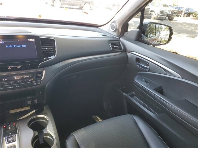 Used 2023 Honda Ridgeline RTL-E image 16