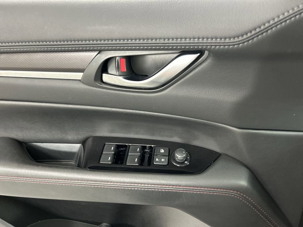 Used 2023 MAZDA CX-5 Carbon Edition AWD/4WD image 11