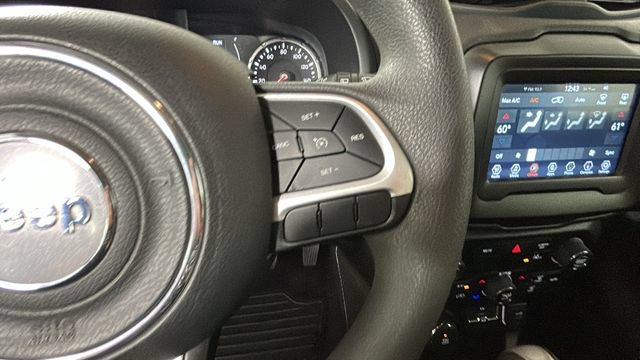 Used 2021 Jeep Renegade Sport AWD/4WD image 16