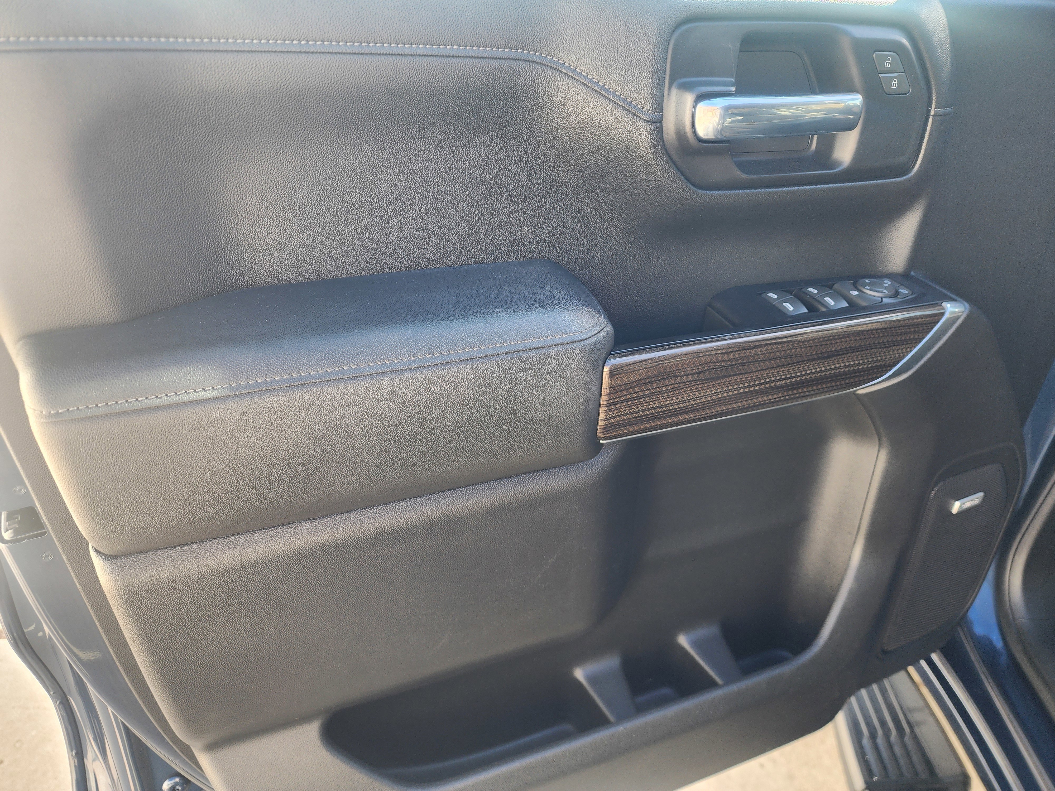 Used 2020 Chevrolet Silverado 1500 RST w/ All-Star Edition image 6