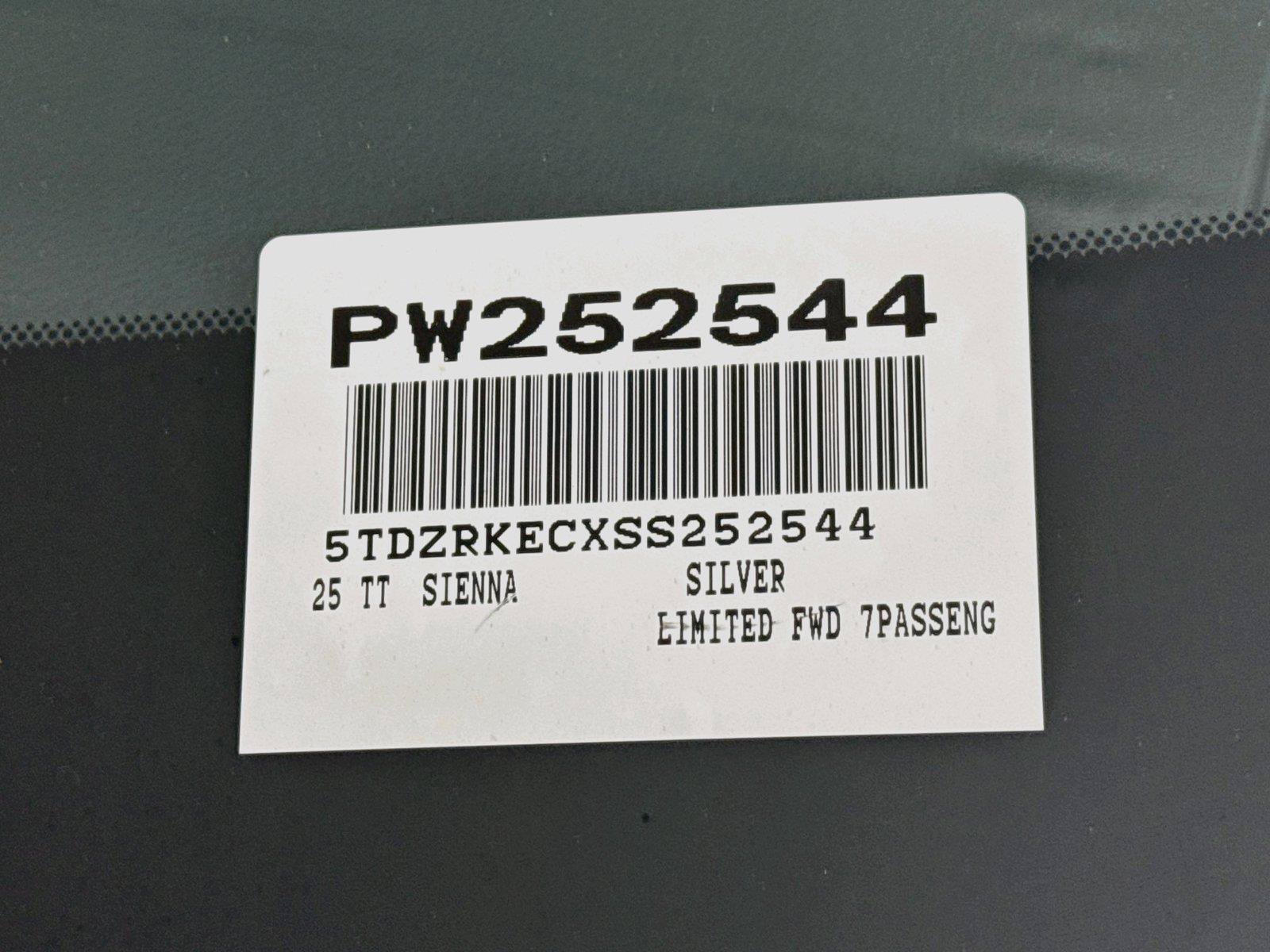 Certified 2025 Toyota Sienna Limited FWD image 49