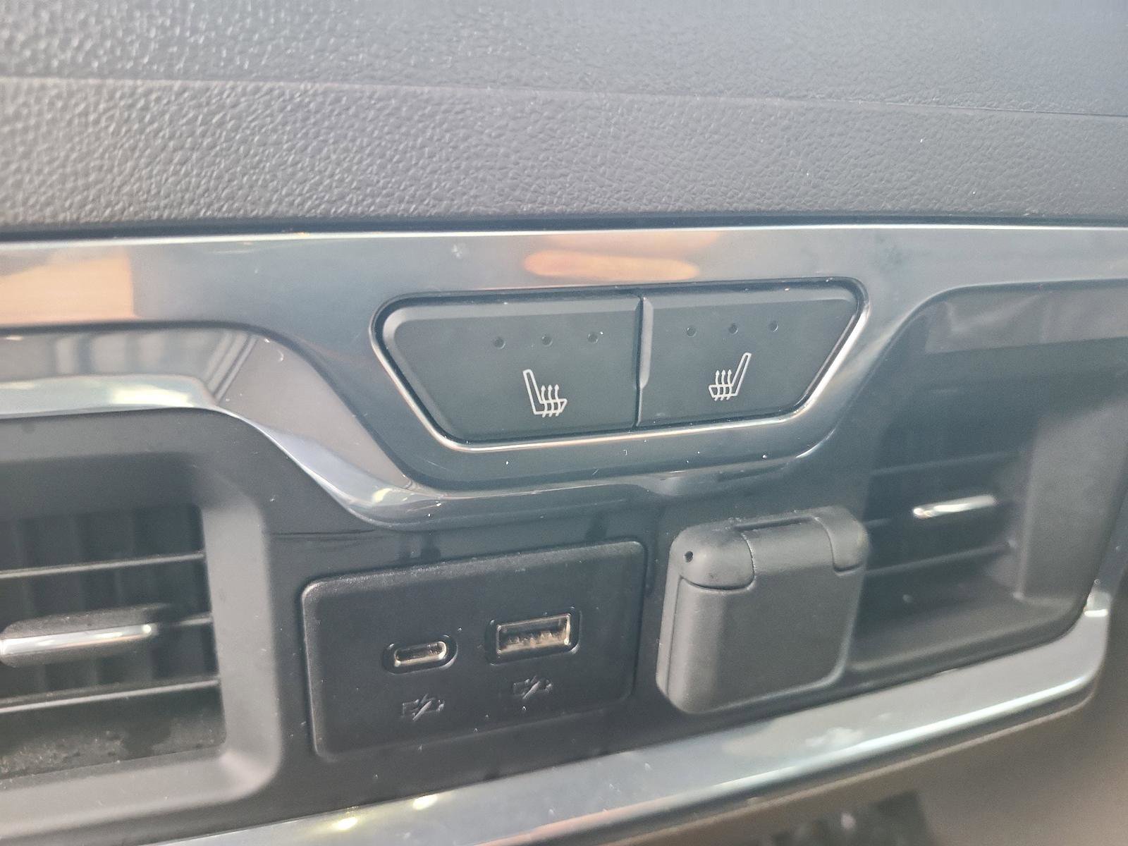 Used 2023 GMC Sierra 2500 Denali w/ Denali Ultimate Package image 15