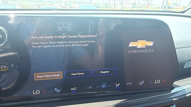 New 2027 Chevrolet Traverse Z71 w/ Driver Confidence Package AWD/4WD image 19