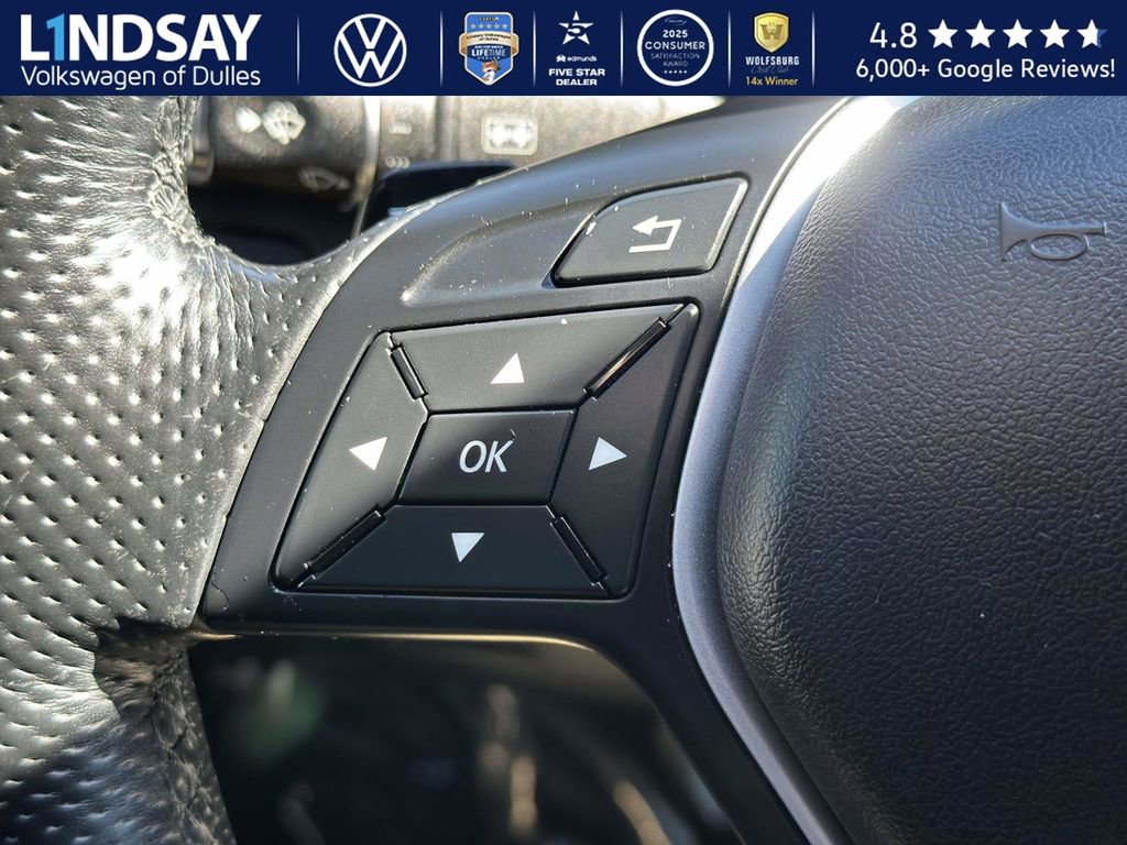 Used 2016 Mercedes-Benz E 400 4MATIC Sedan image 19