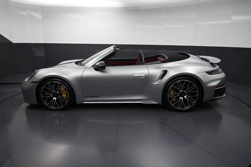 Used 2026 Porsche 911 Turbo S AWD/4WD image 32