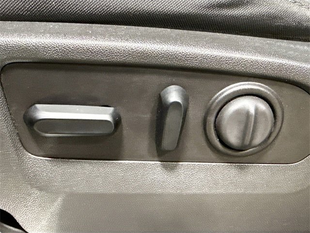 Used 2020 Chevrolet Silverado 1500 RST image 18