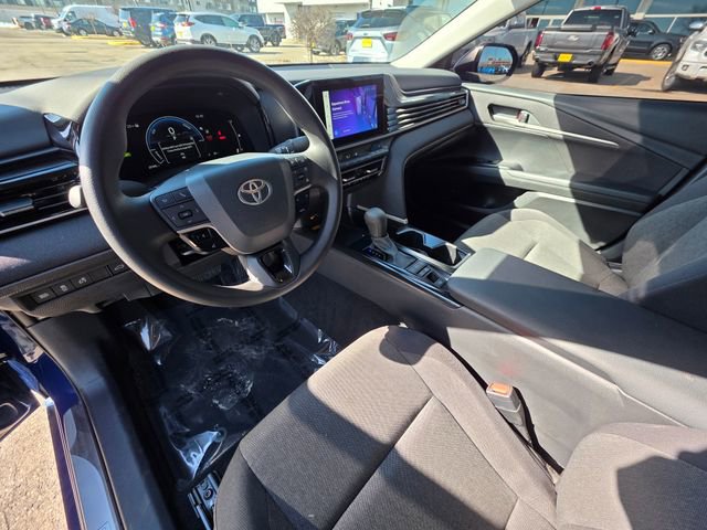 Used 2025 Toyota Camry LE w/ Convenience Package AWD/4WD image 18