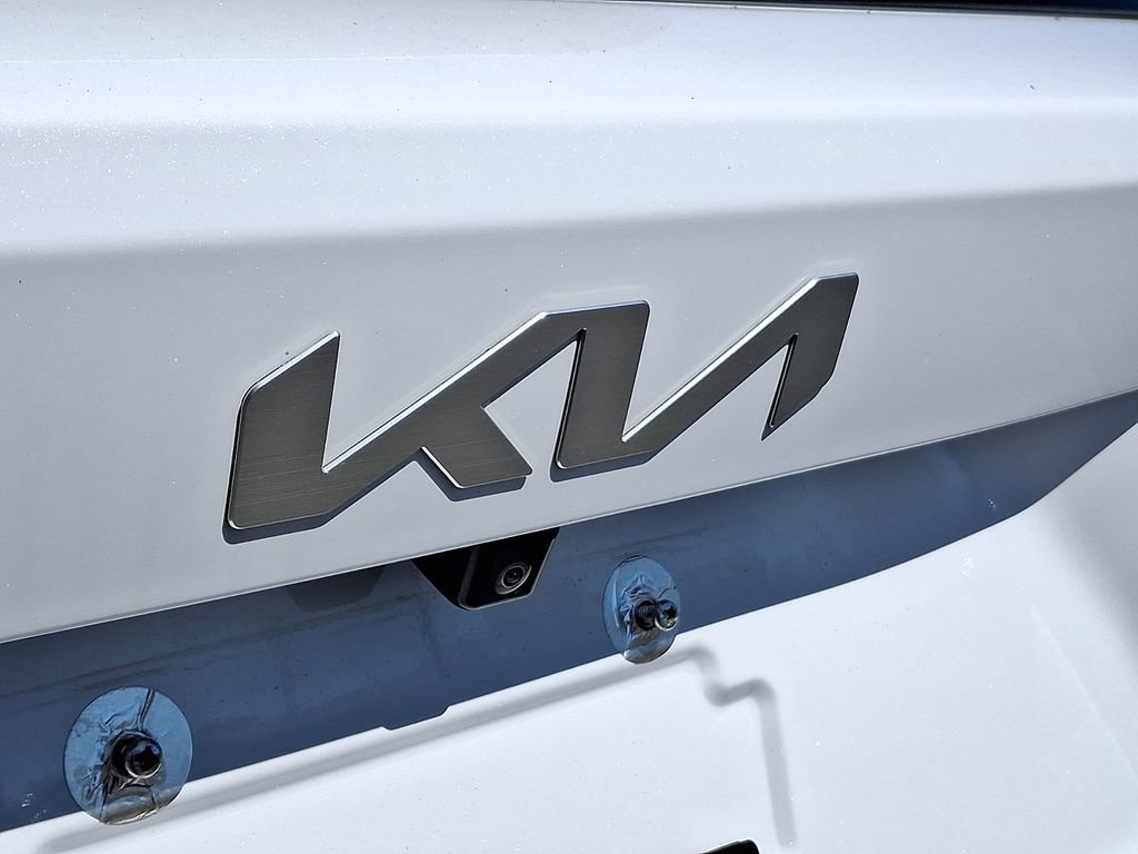 Certified 2025 Kia Sorento S AWD/4WD image 30