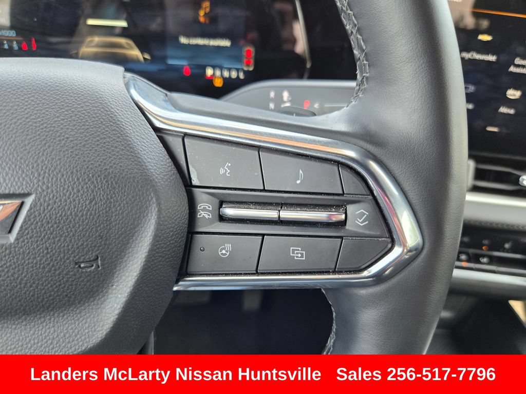 Used 2025 Chevrolet Equinox LT AWD/4WD image 23