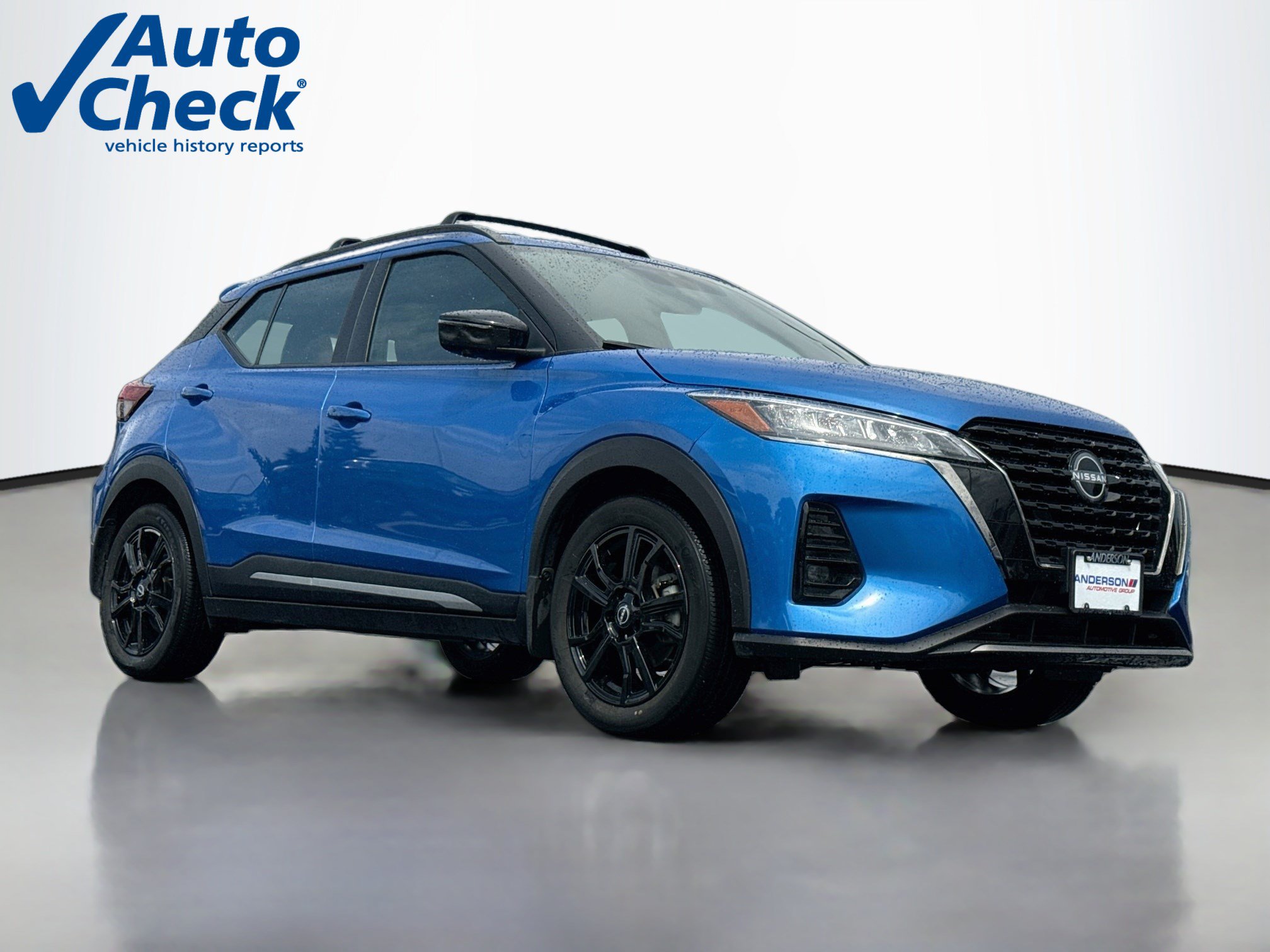 Used 2024 Nissan Kicks SR FWD image 1