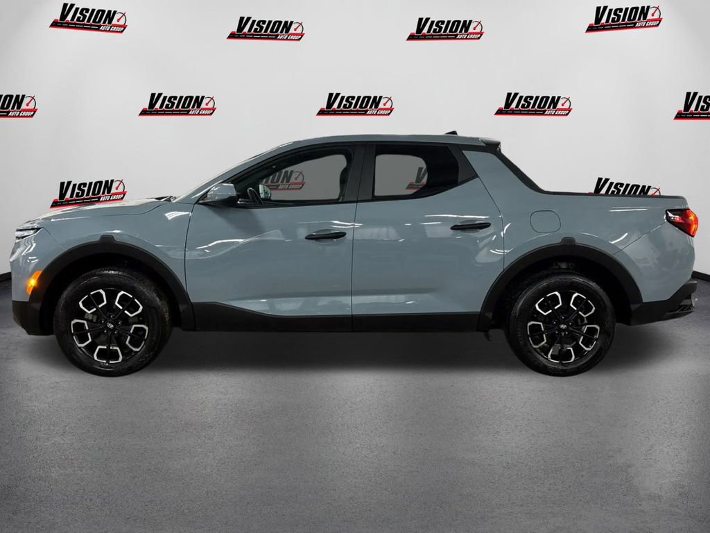 Used 2023 Hyundai Santa Cruz SE w/ Cargo Package image 8