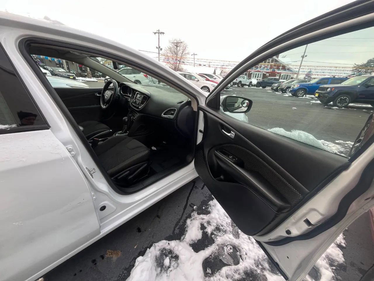 Used 2015 Dodge Dart SXT image 16