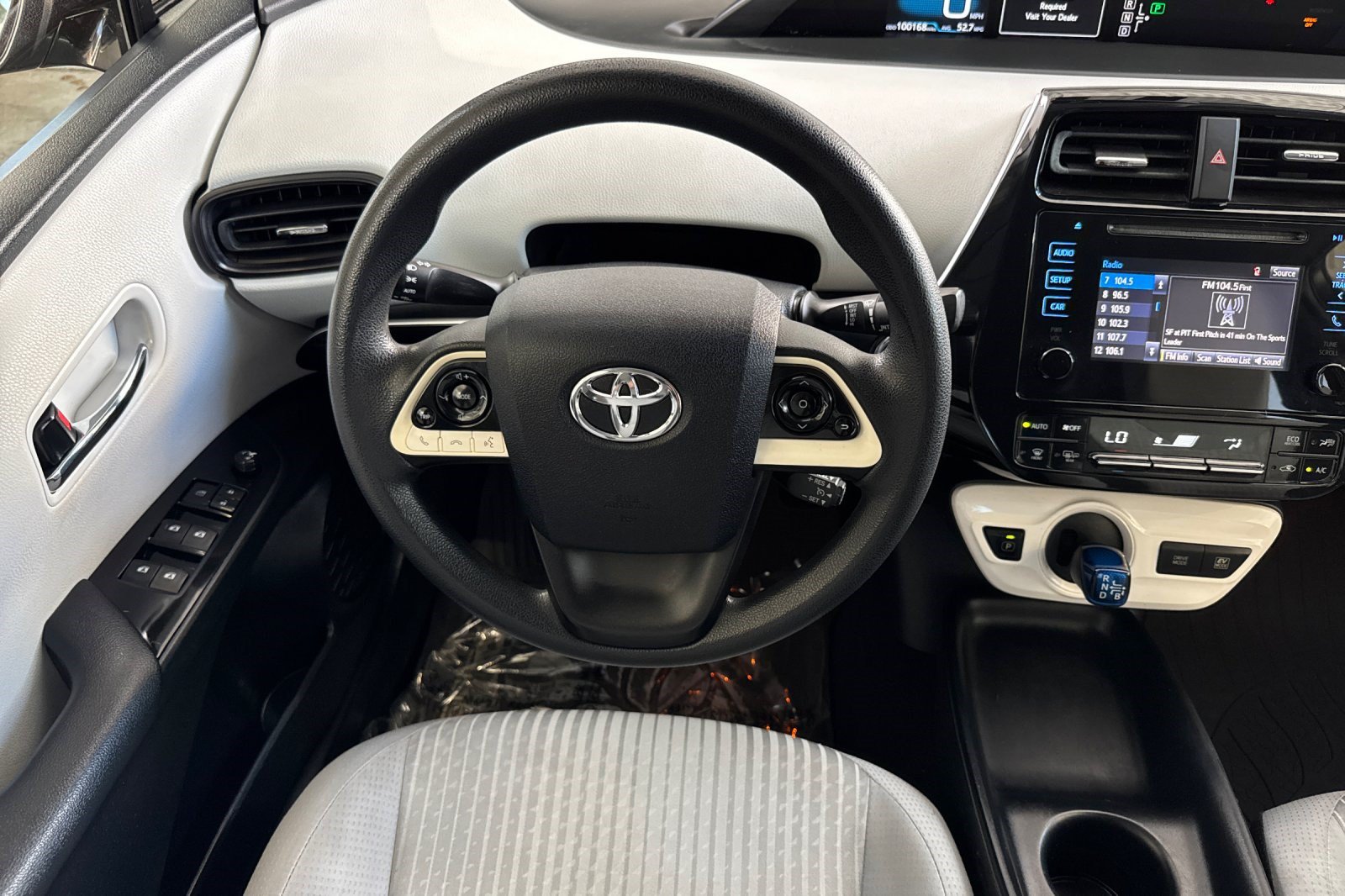Used 2016 Toyota Prius Two FWD image 18