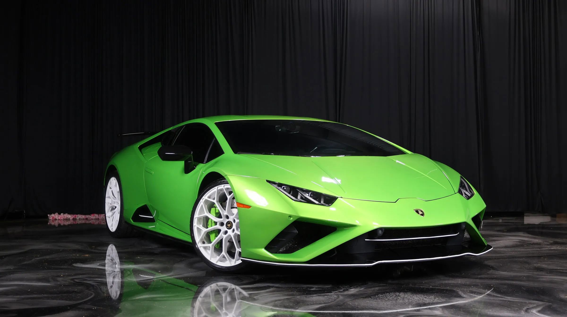Used 2021 Lamborghini Huracan EVO image 10