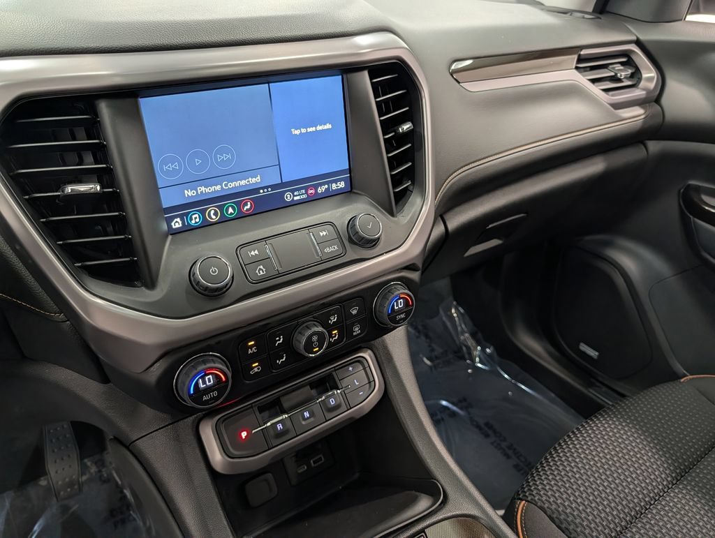 Used 2023 GMC Acadia AT4 AWD/4WD image 14