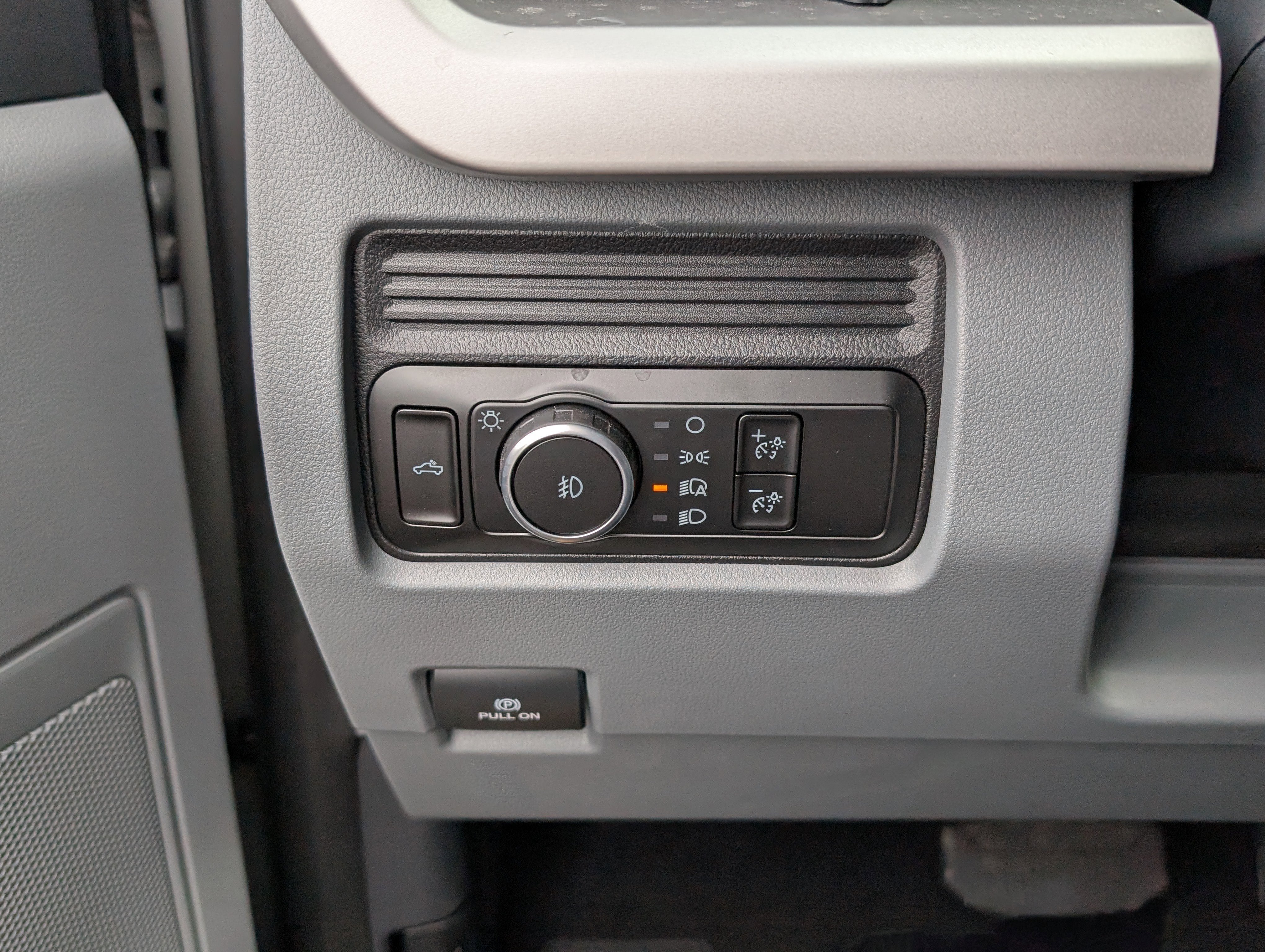New 2026 Ford F350 XL w/ STX Appearance Package AWD/4WD image 17