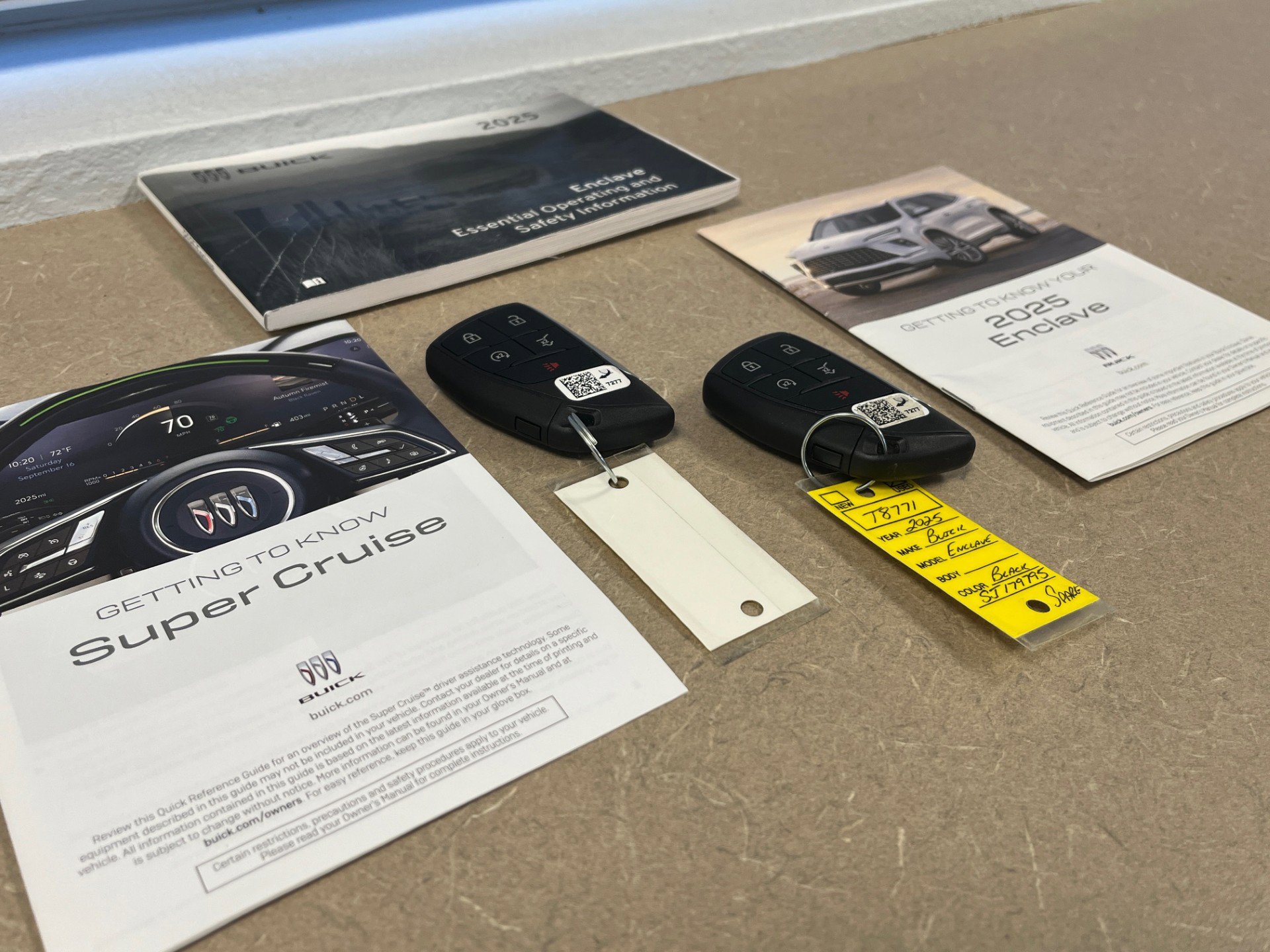 Certified 2025 Buick Enclave Avenir w/ Super Cruise Package image 17