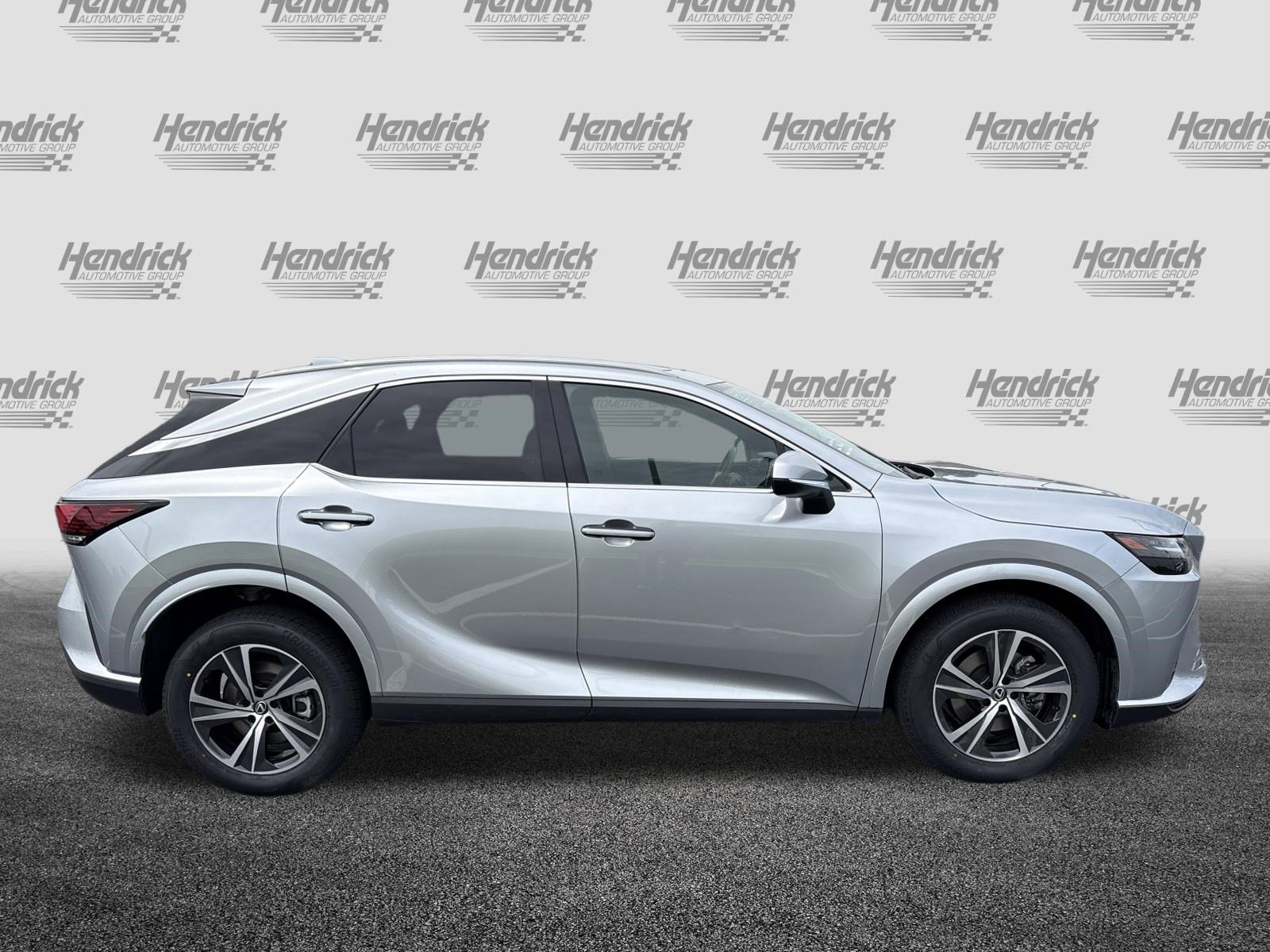 Used 2023 Lexus RX 350 Premium w/ Cold Area Package AWD/4WD image 11