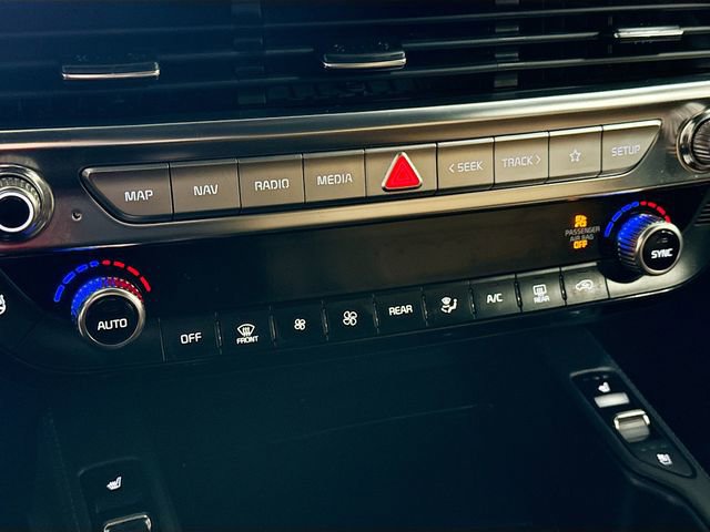 Used 2021 Kia Telluride SX w/ Nightfall Edition Package image 17