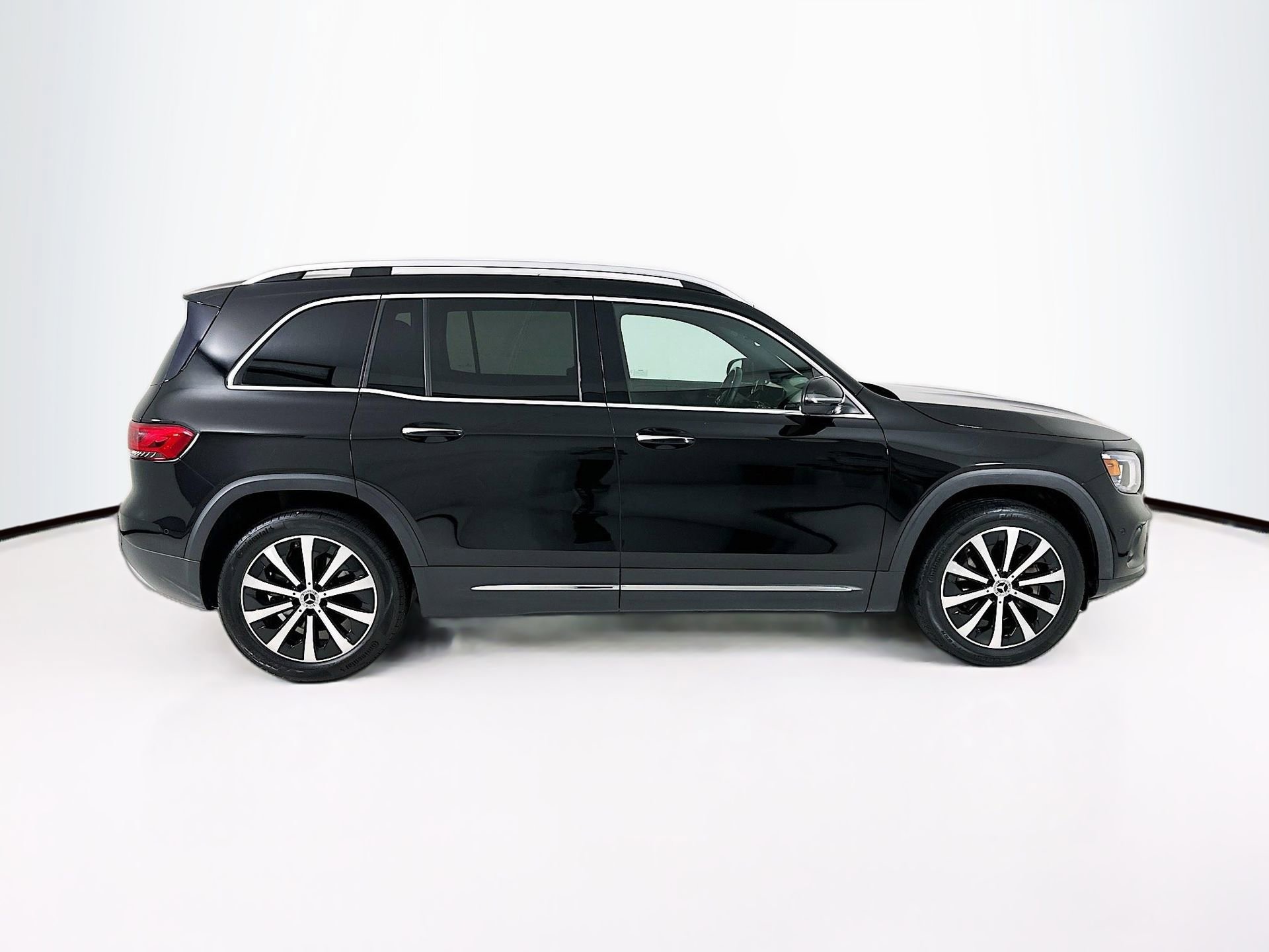 Used 2022 Mercedes-Benz GLB 250 image 9