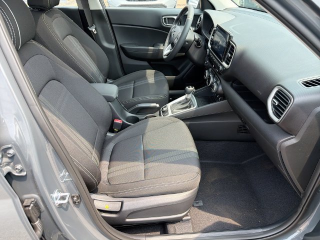 New 2026 Hyundai Venue SEL FWD image 34