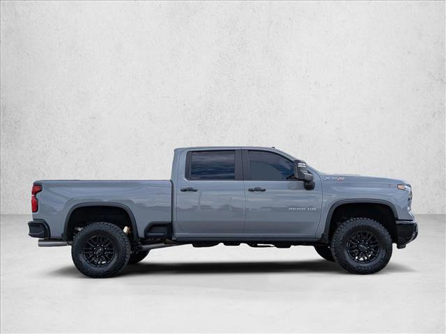 Used 2025 Chevrolet Silverado 2500 ZR2 image 4