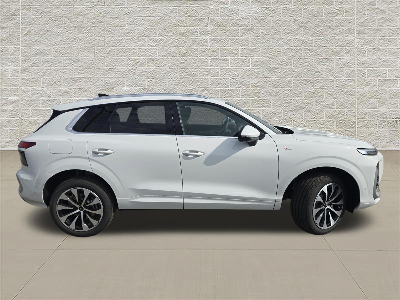 New 2027 Audi Q3 S Line AWD/4WD image 8