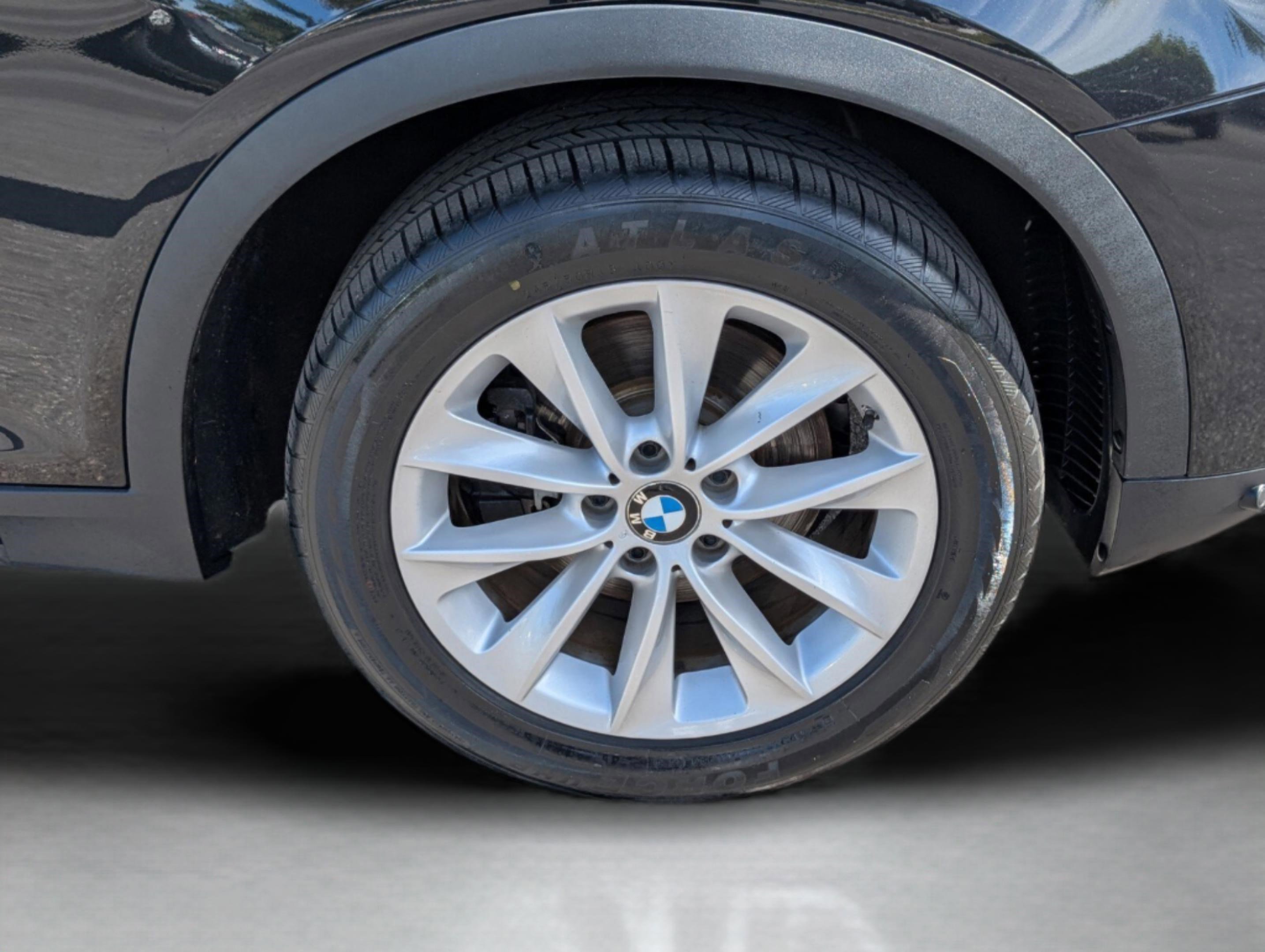 Used 2017 BMW X3 xDrive28i image 10